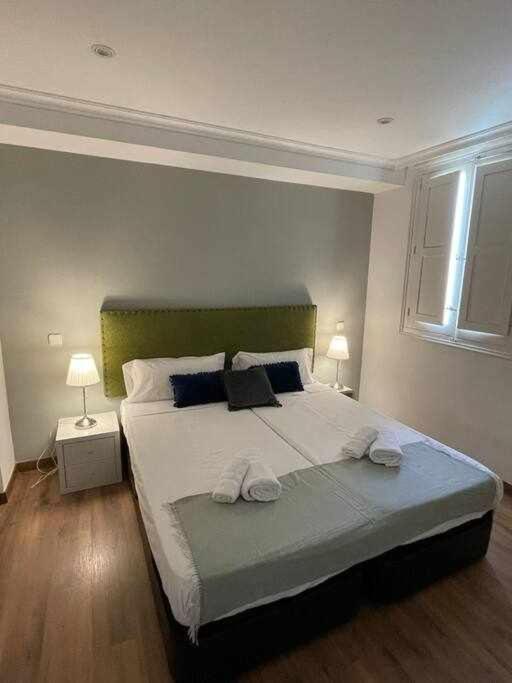 Apartamento IV Alcalaretiro Ideal Parejas Мадрид Екстериор снимка